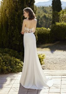 PASSION wedding dress White One Collection 2023 | Boutique Paris