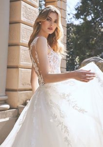 JAGO wedding dress White One Collection 2023 | Boutique Paris