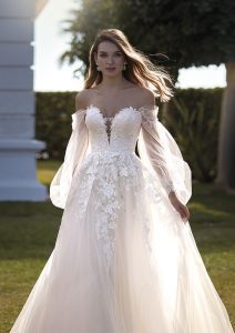 MILENA wedding dress White One Collection 2023 | Boutique Paris