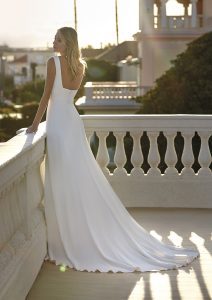 MOANA wedding dress White One Collection 2023 | Boutique Paris