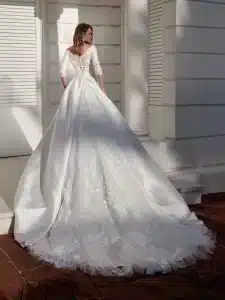 Princess-cut Mikado wedding dress with V-neck and lace train