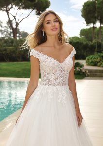 JACINTA wedding dress White One Collection 2024 | Boutique Paris