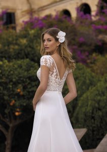 KNIGHT wedding dress White One Collection 2024 | Boutique Paris