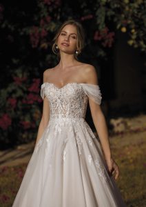 SISTER wedding dress White One Collection 2024 | Boutique Paris