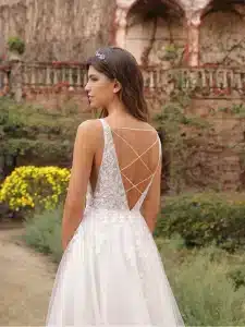 DERORA wedding dress White One Collection 2024 | Boutique Paris