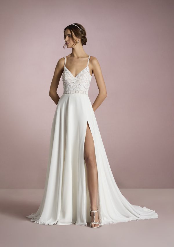 Robe de Mariée DOMO White One Collection 2025| Boutique Paris