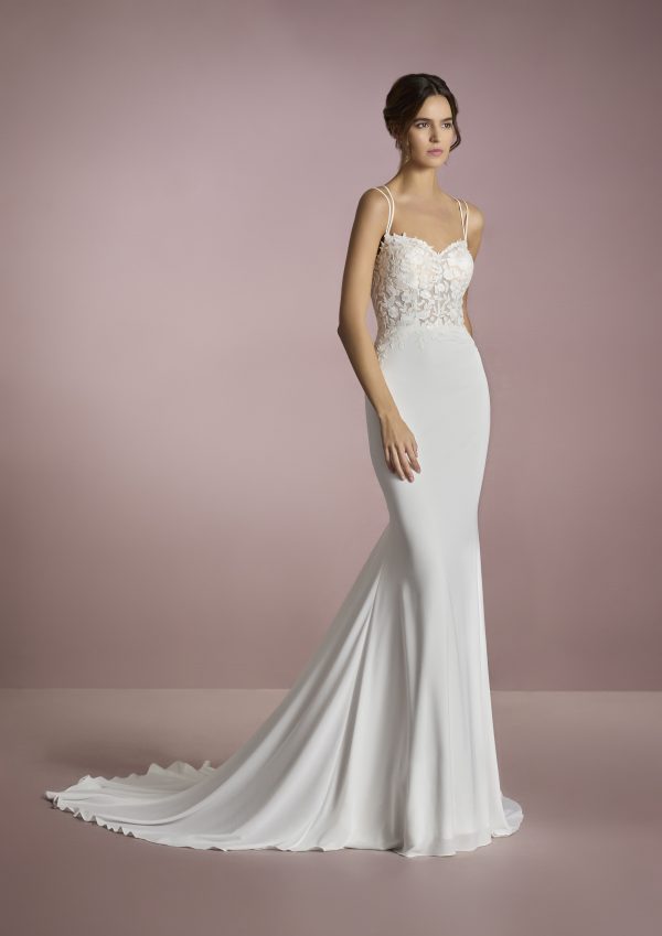 JUJI wedding dress White One Collection 2025 | Boutique Paris