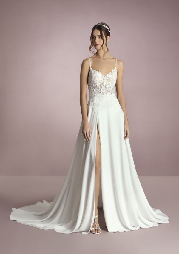 KAMI wedding dress White One Collection 2025 | Boutique Paris