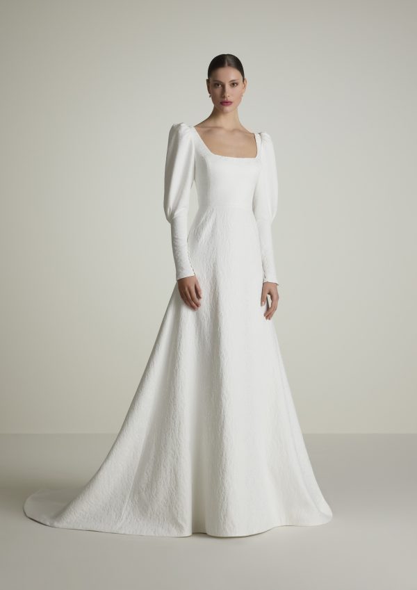 IZOBEL wedding dress San Patrick Collection 2025| Boutique Paris